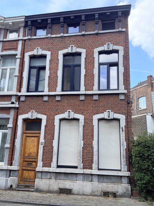 Studio 38 m² in Luik Saint-Léonard