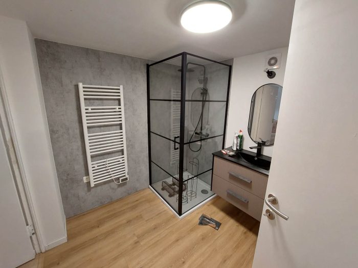 Salle de bain 4 privée