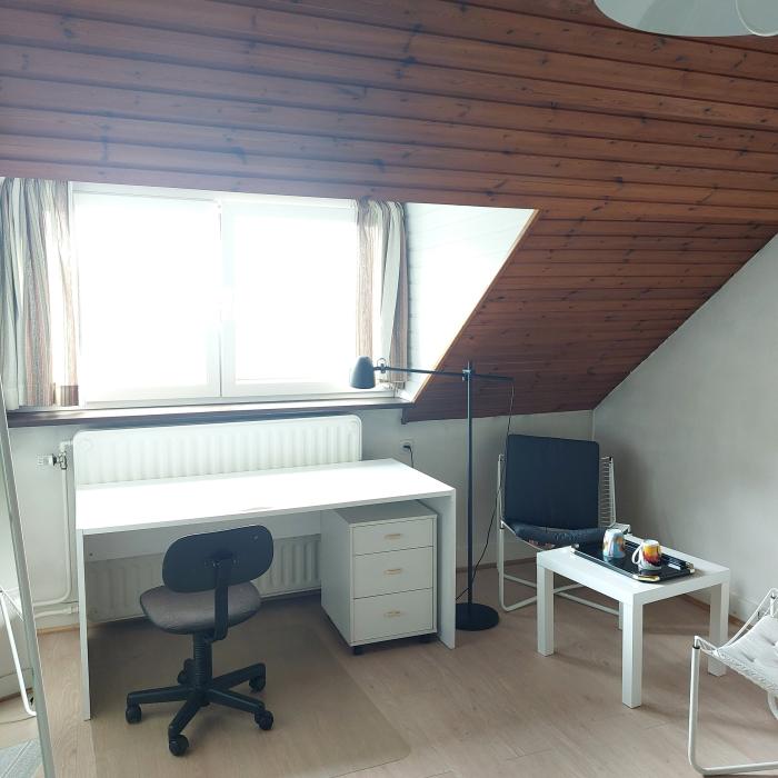 chambre coin bureau