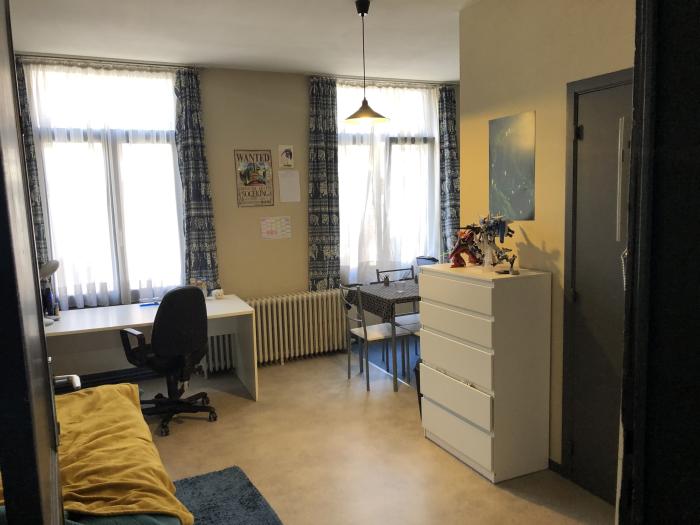 Studio 25 m² à Liège Botanique / rue Saint-Gilles / Jonfosse