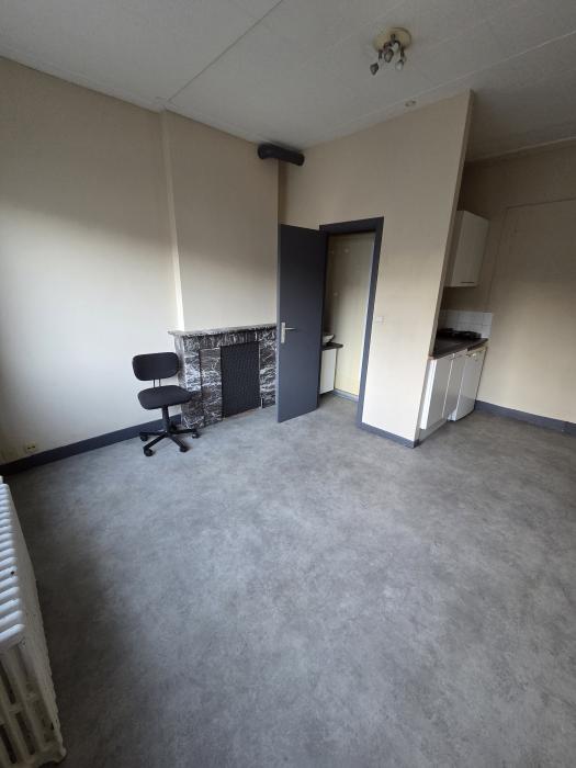 单人间 15 m² 在 Liege Botanique / rue Saint-Gilles / Jonfosse