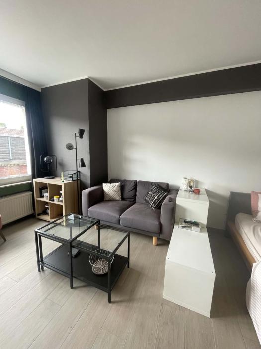 单人间 34 m² 在 Liège Botanique / rue Saint-Gilles / Jonfosse