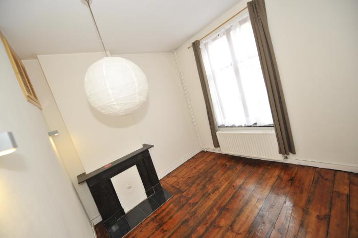 une des chambres de l'appartement 2 chambres 2ème étabe Jardin Botanique 11 à 4000 LIEGE