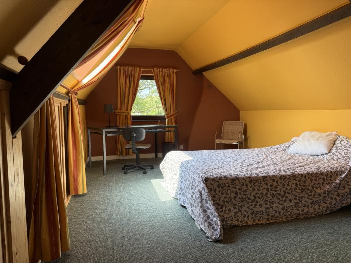 Room in owner's house 39 m² in Liege Laveu / Cointe