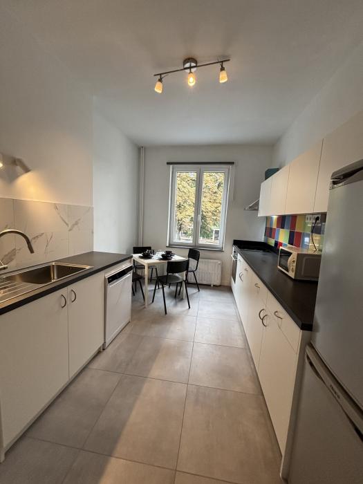 Shared housing 130 m² in Liege Botanique / rue Saint-Gilles / Jonfosse