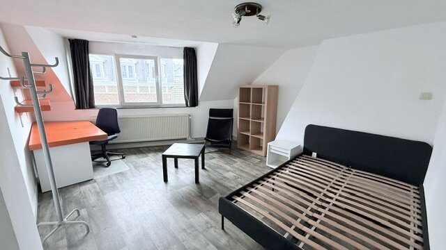 Kot 180 m² à Liège Botanique / rue Saint-Gilles / Jonfosse
