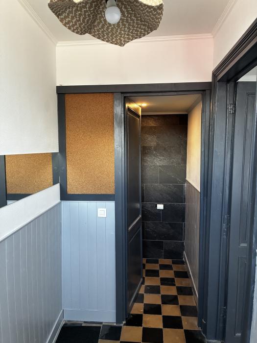 Hall d'entrée + WC