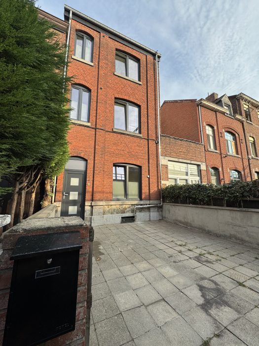 Co-locatie 120 m² in Luik Amercoeur / Bressoux
