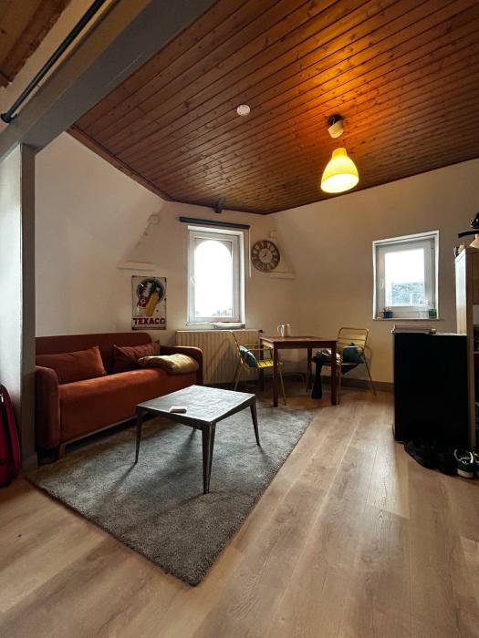 合租房 18 m² 在 Liège Botanique / rue Saint-Gilles / Jonfosse