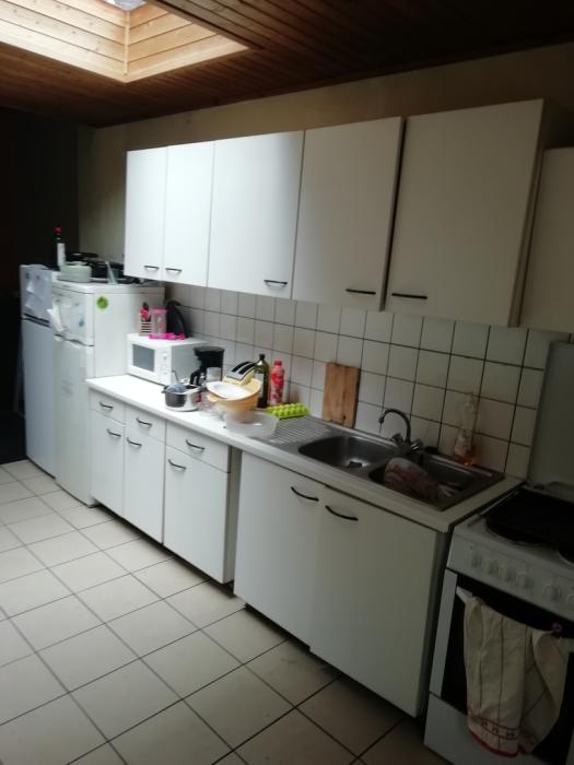 合租房 18 m² 在 Liege Outremeuse