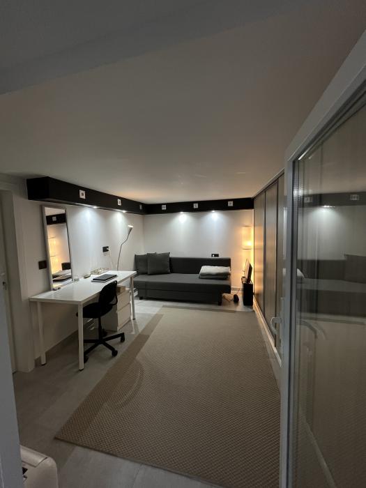 单人间 40 m² 在 Liege Grivegnée