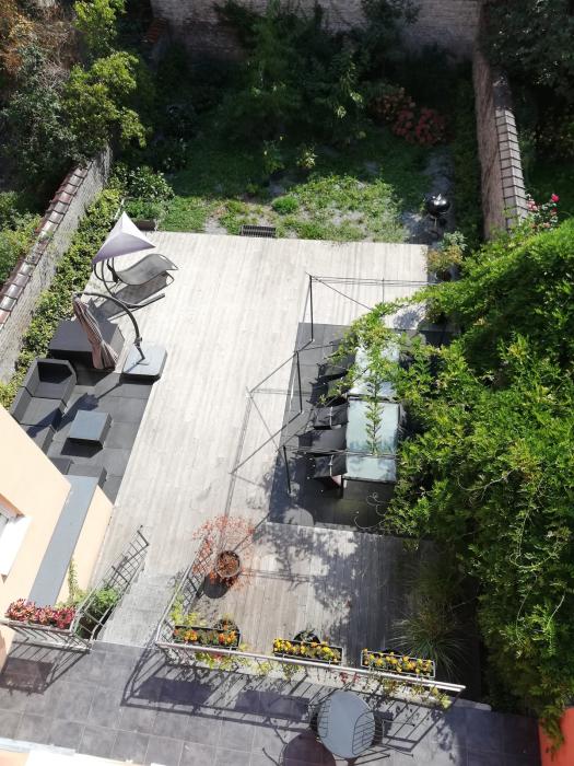 Terrasse et jardin