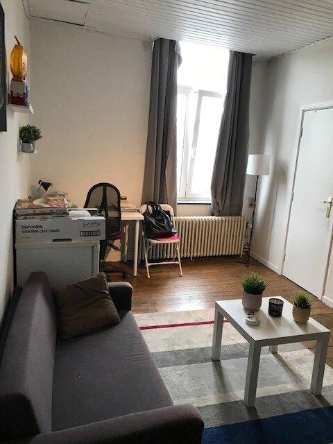 合租房 15 m² 在 Liege Avroy / Guillemins