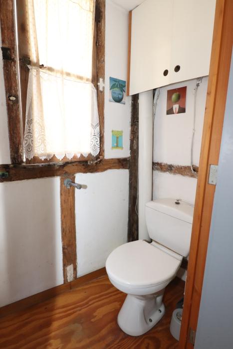 wc sur le palier à partager