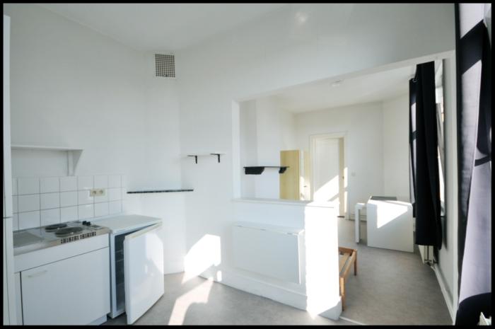 Studio 55 m² in Liege Botanique / rue Saint-Gilles / Jonfosse