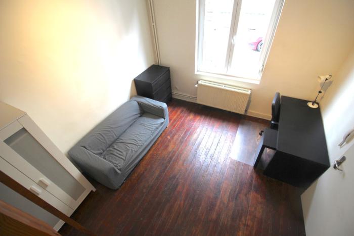 单人间 30 m² 在 Liege Botanique / rue Saint-Gilles / Jonfosse