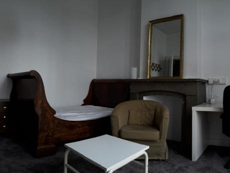 Room in owner's house 16 m² in Liege Avroy / Guillemins