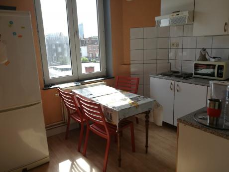 合租房 82 m² 在 Liège Fétinne / Longdoz / Vennes