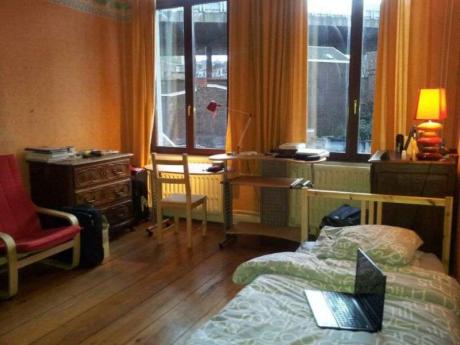 Kot chez l'habitant 16 m² à Liège Botanique / rue Saint-Gilles / Jonfosse