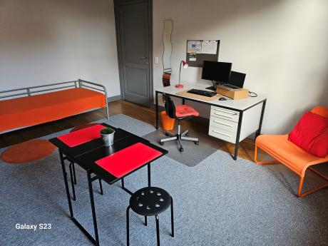 Room in owner's house 23 m² in Liege Botanique / rue Saint-Gilles / Jonfosse