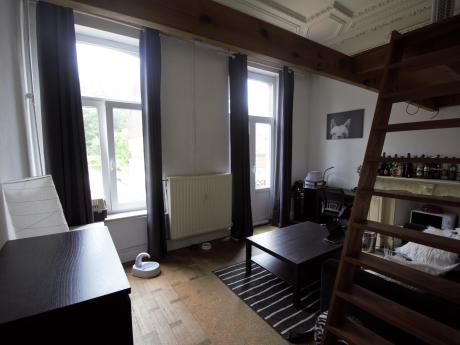 合租房 16 m² 在 Liege Botanique / rue Saint-Gilles / Jonfosse