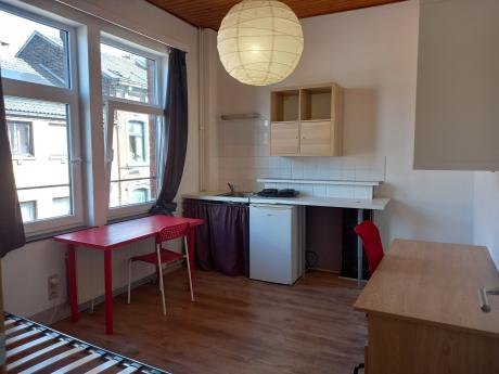 kot 22 m² à Liège Botanique / rue Saint-Gilles / Jonfosse