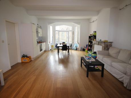 Shared housing 100 m² in Liege Botanique / rue Saint-Gilles / Jonfosse