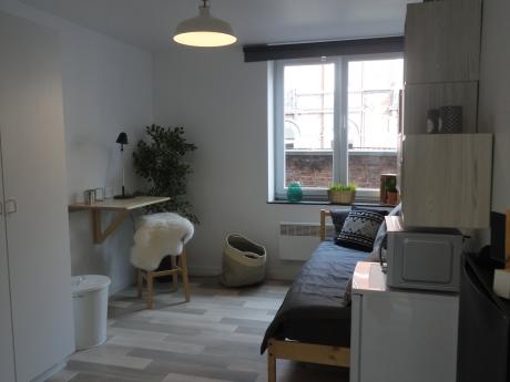 单人间 16 m² 在 Liège Outremeuse