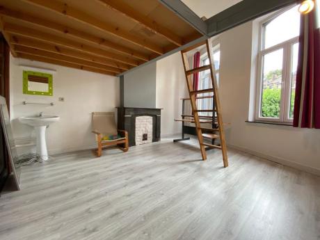 合租房 25 m² 在 Liege Botanique / rue Saint-Gilles / Jonfosse