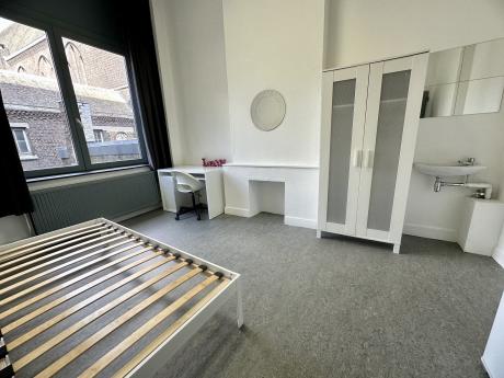 合租房 24 m² 在 Liege Fétinne / Longdoz / Vennes