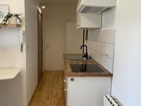 合租房 22 m² 在 Liege Outremeuse