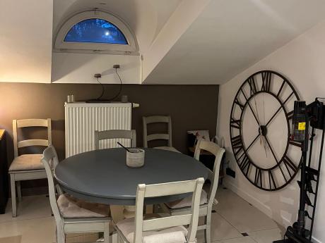Studio 70 m² à Hors Liège