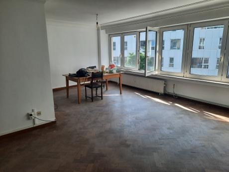 公寓 110 m² 在 Liege Botanique / rue Saint-Gilles / Jonfosse