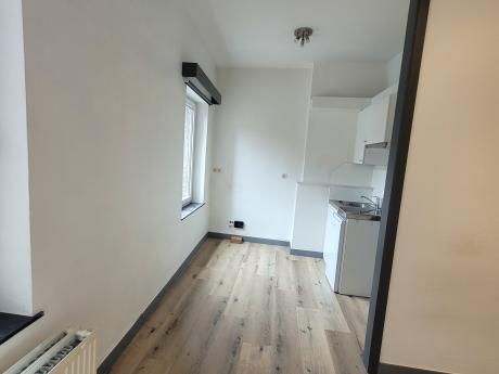 单人间 20 m² 在 Liege Botanique / rue Saint-Gilles / Jonfosse
