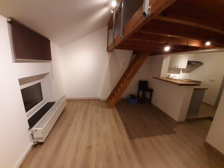 单人间 35 m² 在 Outside Liege