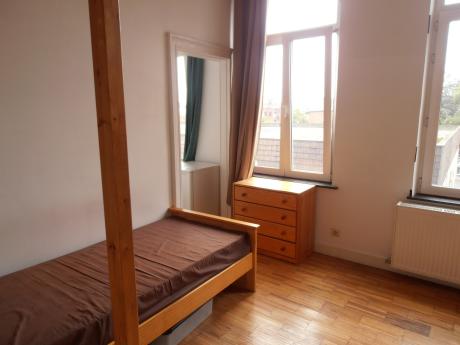 Studio 27 m² à Liège Botanique / rue Saint-Gilles / Jonfosse
