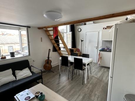Studio 40 m² à Liège Outremeuse