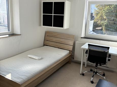 合租房 15 m² 在 Liege Botanique / rue Saint-Gilles / Jonfosse