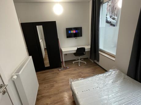 共享租房 15 m² 在 Liege Saint-Laurent / Sainte-Marguerite