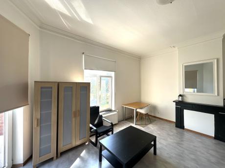合租房 35 m² 在 Liege Laveu / Cointe