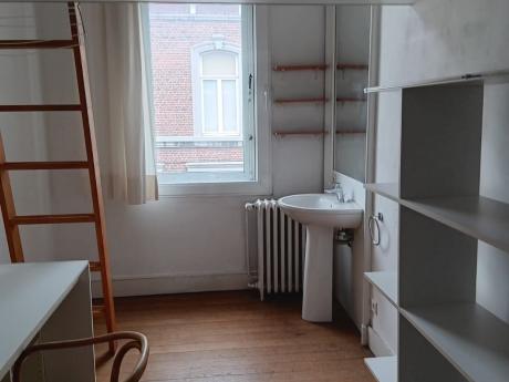 Kot chez l'habitant 13 m² à Liège Avroy / Guillemins