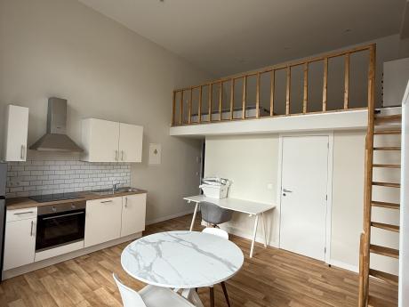 Studio 30 m² in Luik Cathédrale / Sauvenière / Saint-Denis