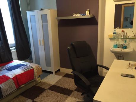 Kot 12 m² in Luik Botanique / rue Saint-Gilles / Jonfosse