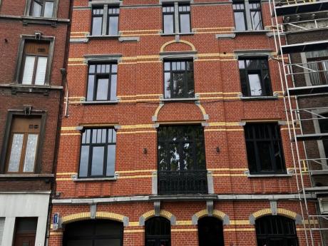 合租房 65 m² 在 Liege Outremeuse