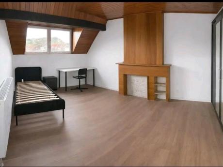 Co-locatie 140 m² in Luik