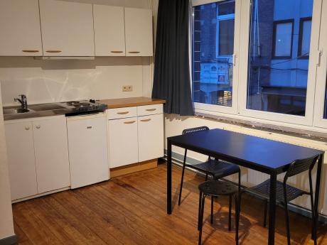 Studio 25 m² in Luik Botanique / rue Saint-Gilles / Jonfosse