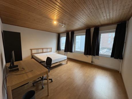 共享租房 160 m² 在 Liege Saint-Léonard