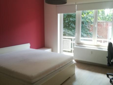 公寓 100 m² 在 Liege Botanique / rue Saint-Gilles / Jonfosse