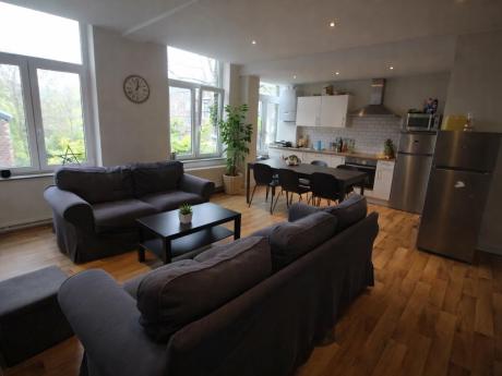 Shared housing 100 m² in Liege Botanique / rue Saint-Gilles / Jonfosse