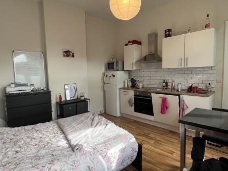 Studio 30 m² à Liège Cathédrale / Sauvenière / Saint-Denis